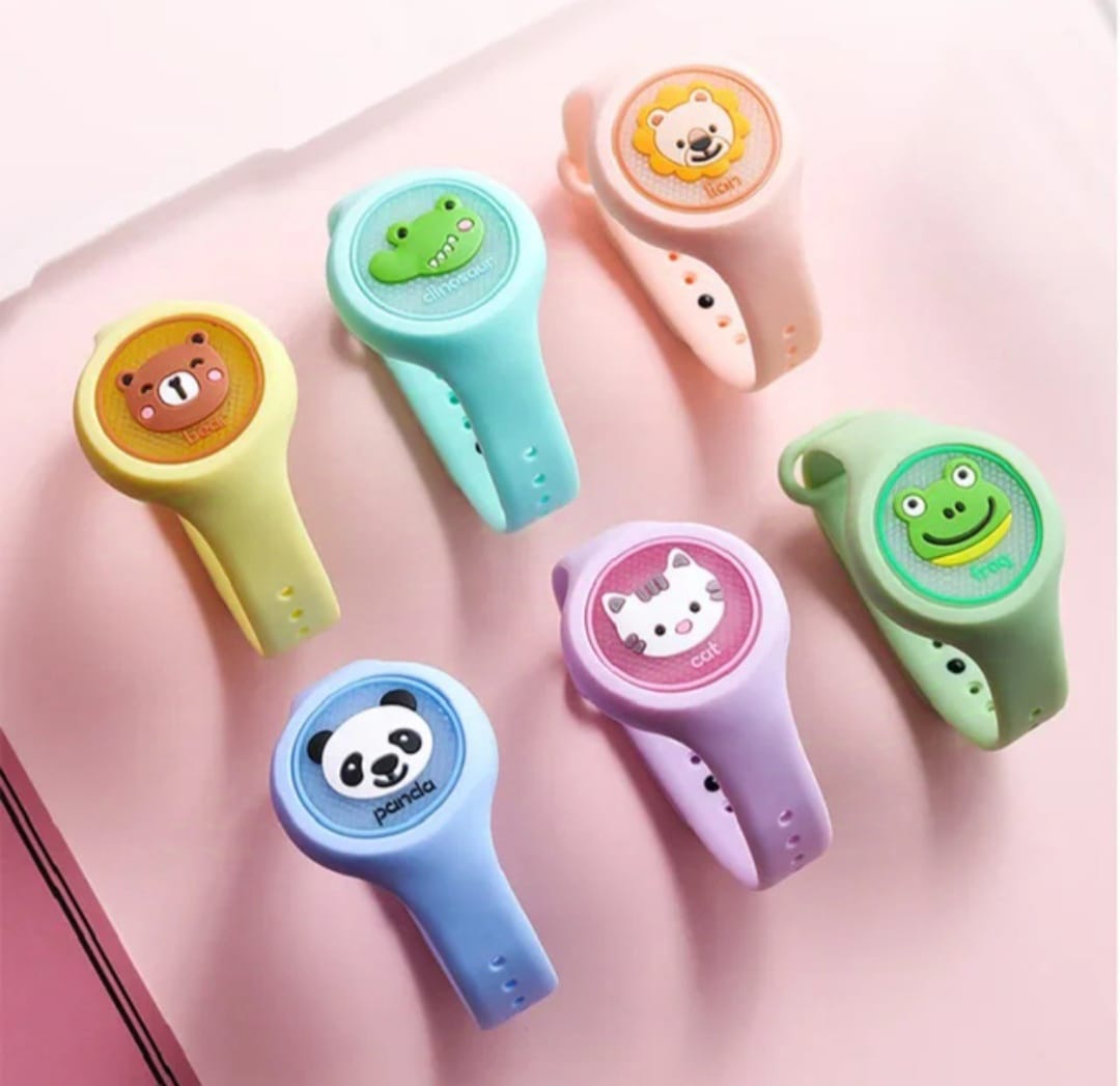 RAQUETA CON LINTERNA  1 PULSERA REPELENT 🦟💥